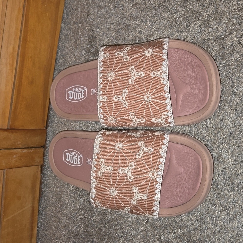 Hey Dude Women's Floral Sandals